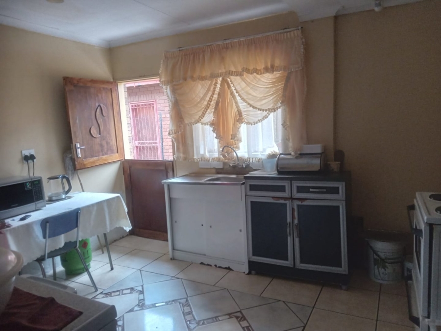 4 Bedroom Property for Sale in Blomanda Free State